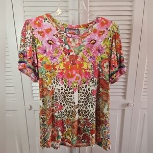 Johnny Was Short Sleeve Blouse Womens Medium Floral Colorful Bamboo Blend